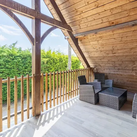 Maison Spacieuse Avec Spa, Salle De Jeux, Proche Angers - Ideal Familles Et Pros ! - Fr-1-622-59 Holiday home Chaze-sur-Argos