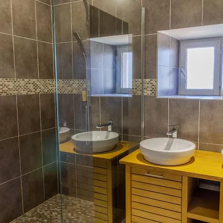 Maison Spacieuse Avec Spa, Salle De Jeux, Proche Angers - Ideal Familles Et Pros ! - Fr-1-622-59 Chaze-sur-Argos